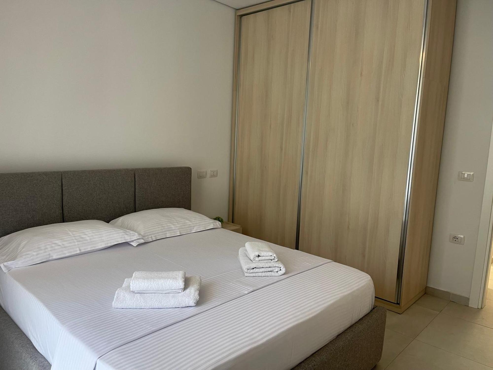 Eme Apartments - Kompleksi San Pietro, Gjiri I Lalzit Durrës Eksteriør bilde
