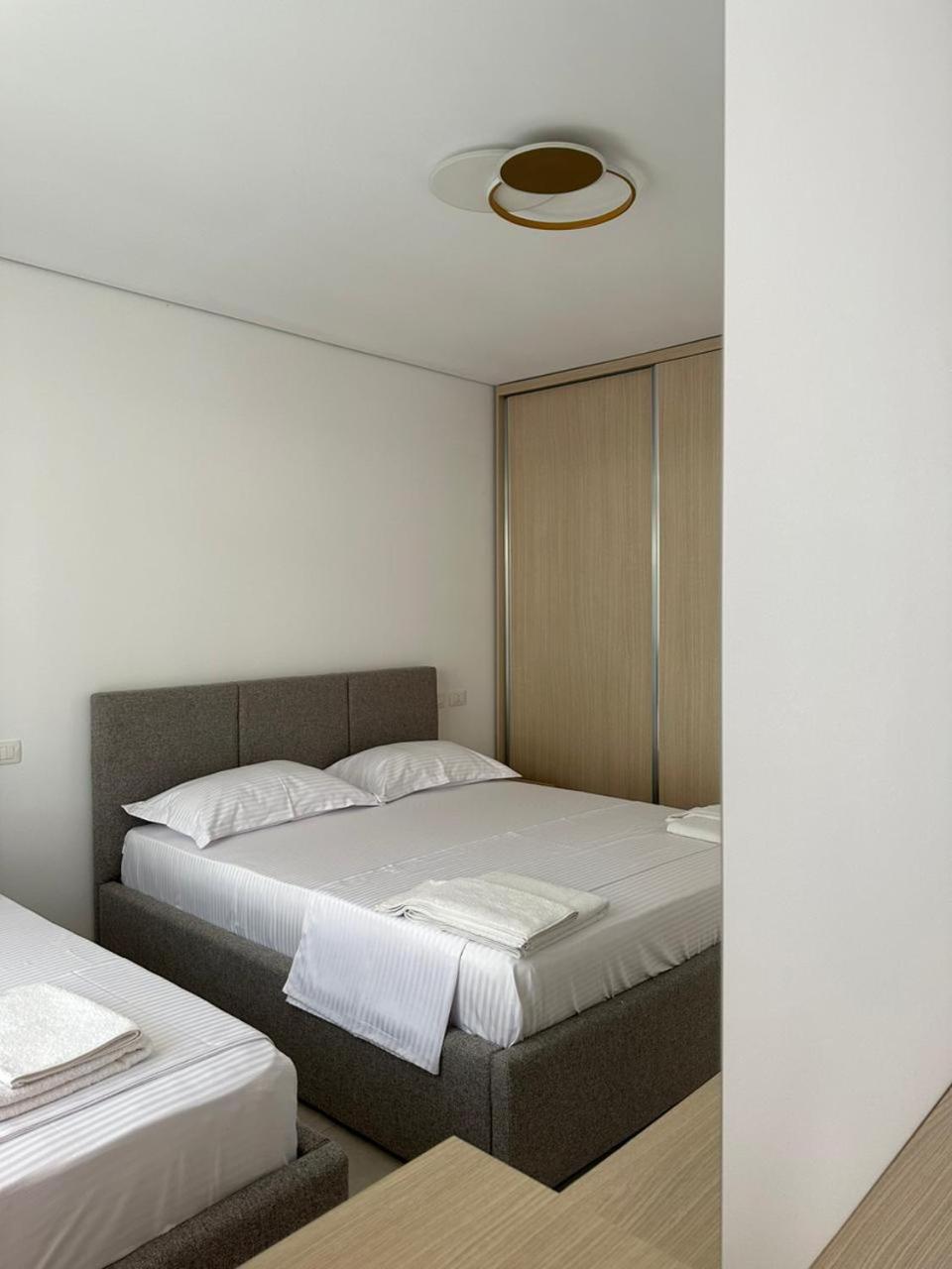 Eme Apartments - Kompleksi San Pietro, Gjiri I Lalzit Durrës Eksteriør bilde