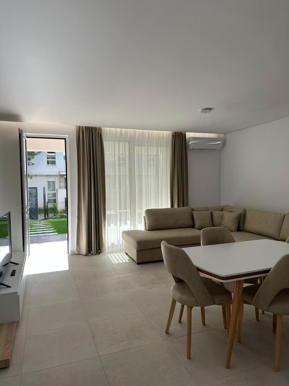 Eme Apartments - Kompleksi San Pietro, Gjiri I Lalzit Durrës Eksteriør bilde