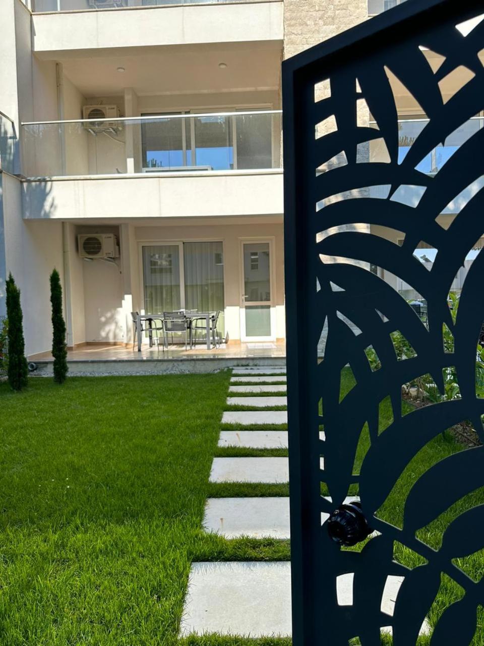 Eme Apartments - Kompleksi San Pietro, Gjiri I Lalzit Durrës Eksteriør bilde